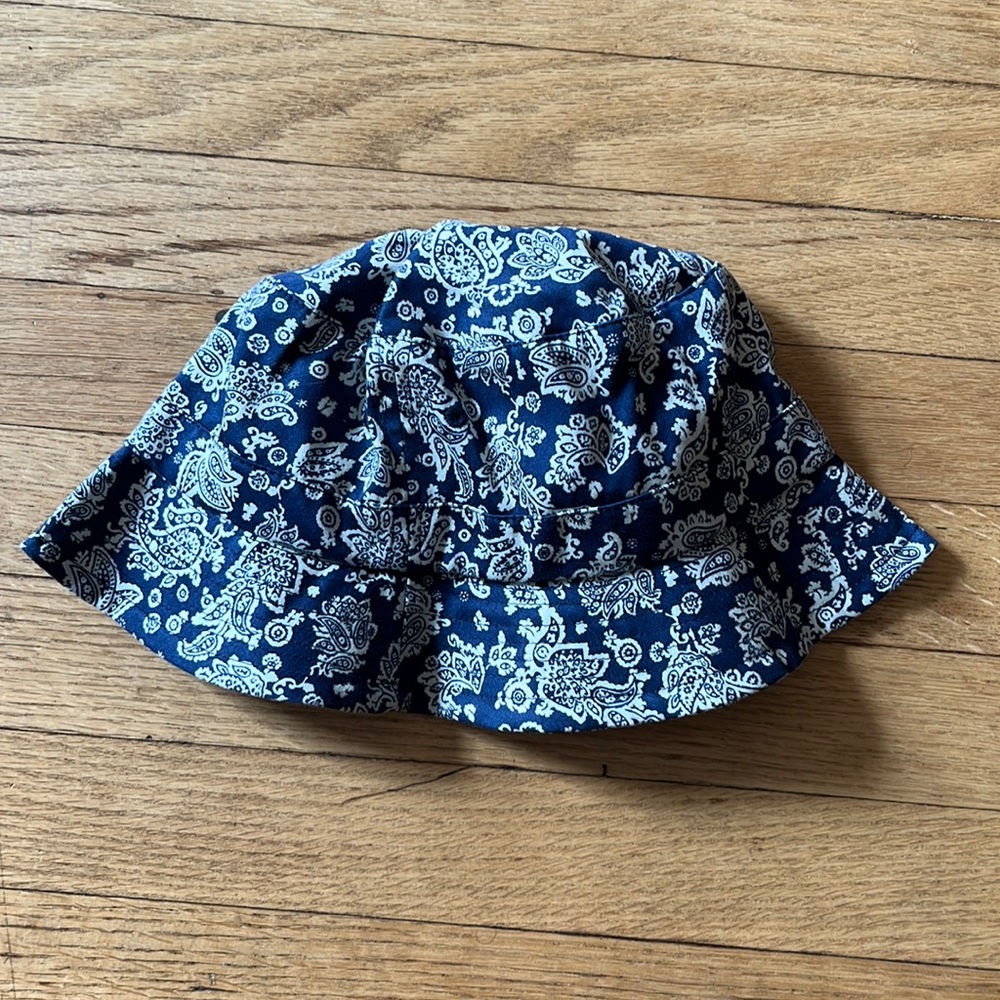 Charlie Paige bucket hat